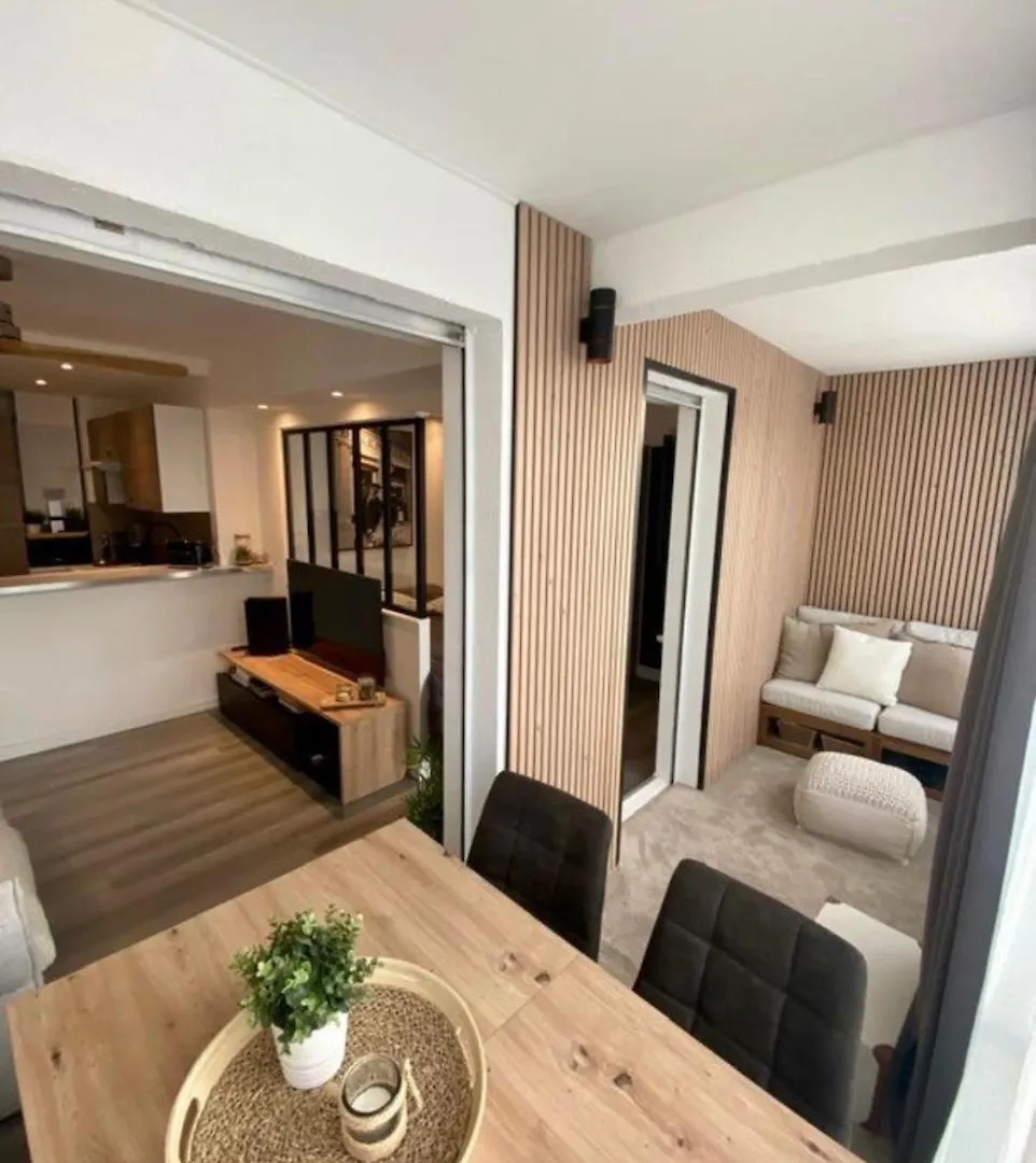 T2 Neuf Avec Loggia 5 Min Du Port De Sanary Daire Fransa